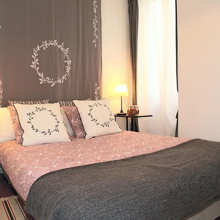 Appartamento Escadinhas Da Santa Lisbona