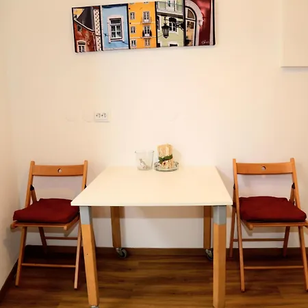 Escadinhas Da Santa Lisboa
